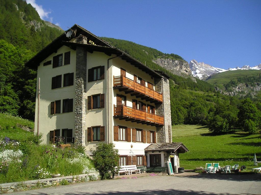 Mont Gele Hotel Ollomont ภายนอก รูปภาพ
